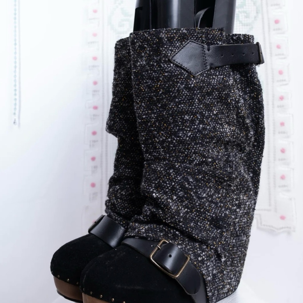 ISO!! irregular choice longer lashes